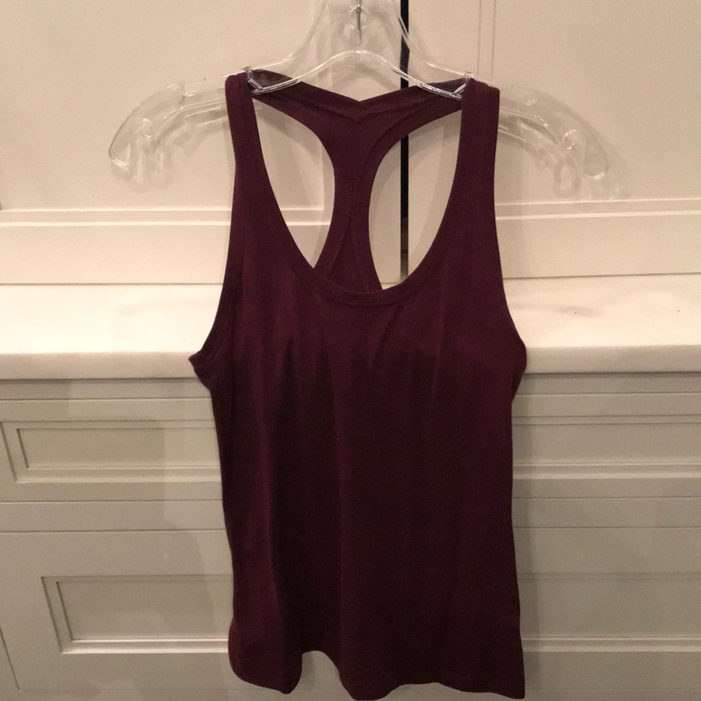 Lululemon fitted athletic tank top